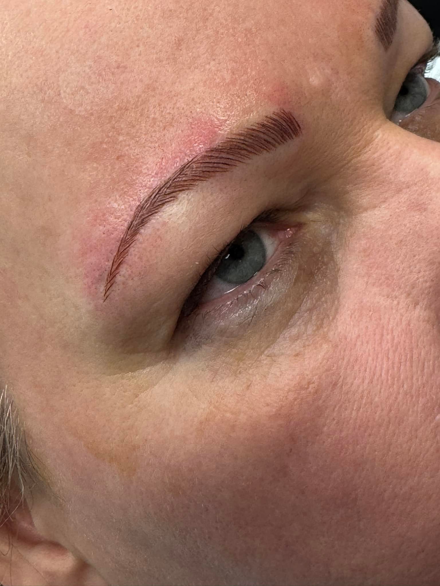 Featured permanent makeup